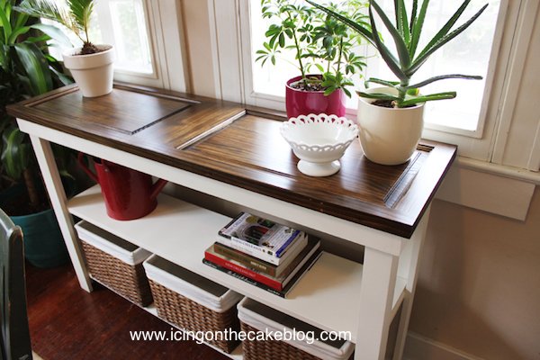 Entryway Table from Icing on the Cake Blog