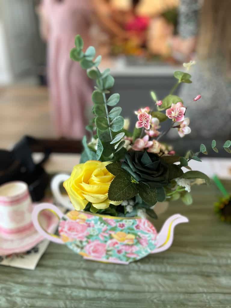 Paper teapot, flowers